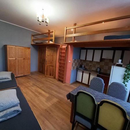 Pokoj Z Aneksem Gdansk Srodmiescie Rooms To Let Exterior foto